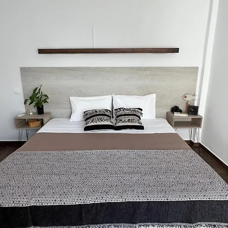 Fatolitis Apartment *