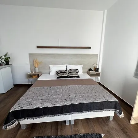 Fatolitis Apartment *