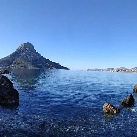 Fatolitis דירה *